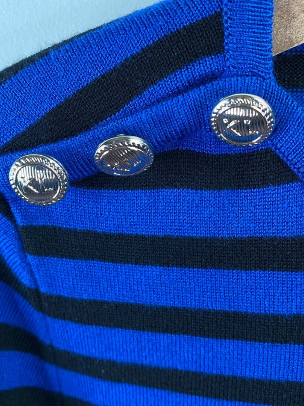 Karl Lagerfeld Striped Ruffle Cuff Sweater Size S - Picture 6 of 7